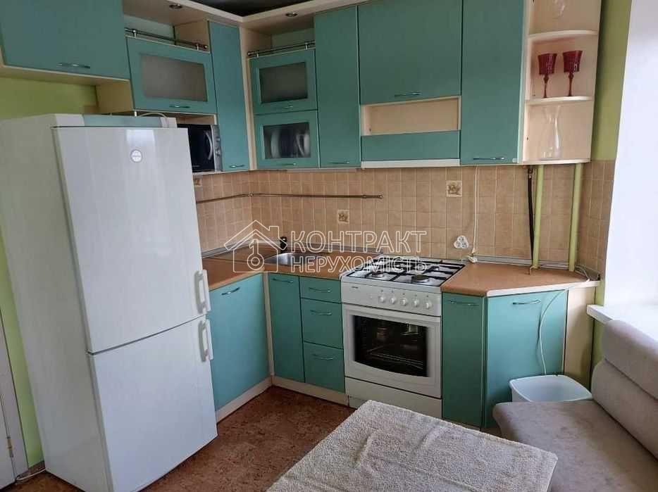 Продаж 1 кім. квартири, Повстання метро