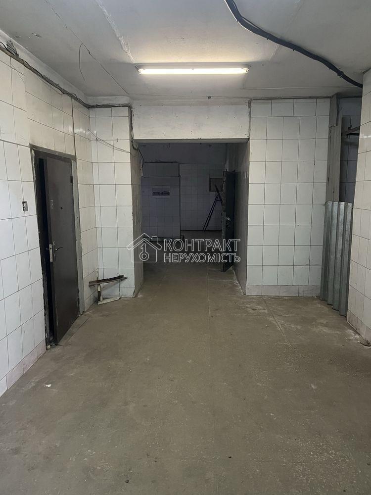 Здається в оренду приміщення цокольне