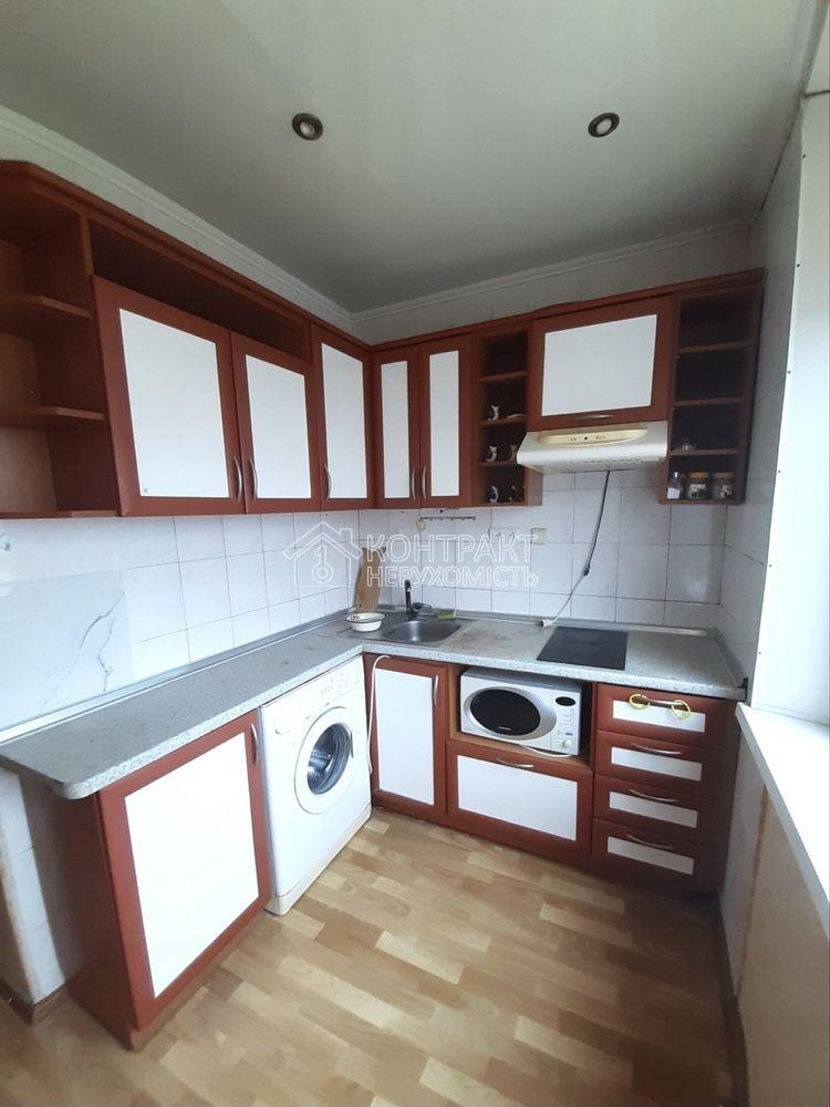 Продажа 2 ком. квартири метро Перемога