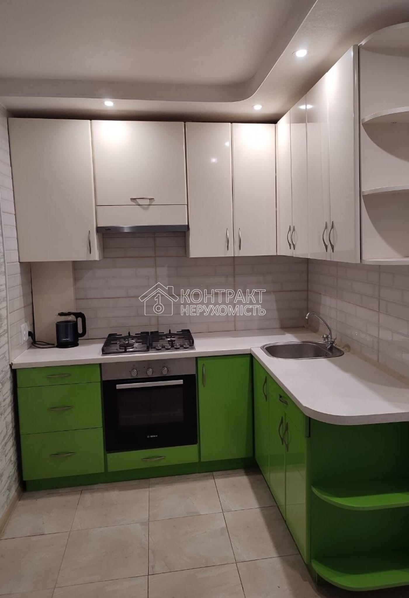 Продаж 1к квартири 39 кв.м. вул.Олексіївська 14Б