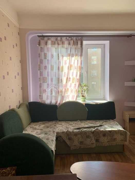 2-х км кв на ХТЗ (сталінка)