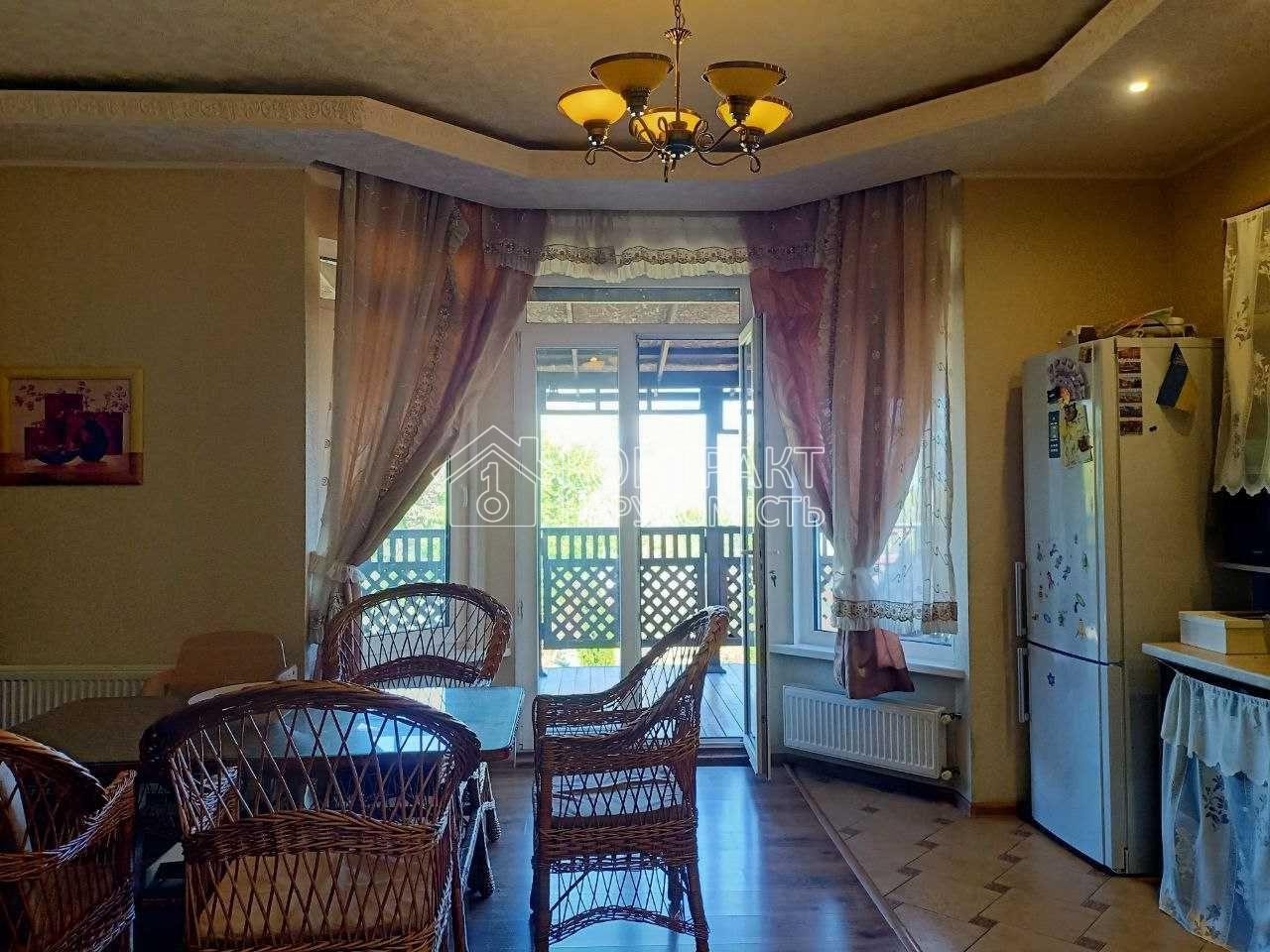 Сучасний новий будинок з ремонтом у Бабаях, 5 км від Харкова