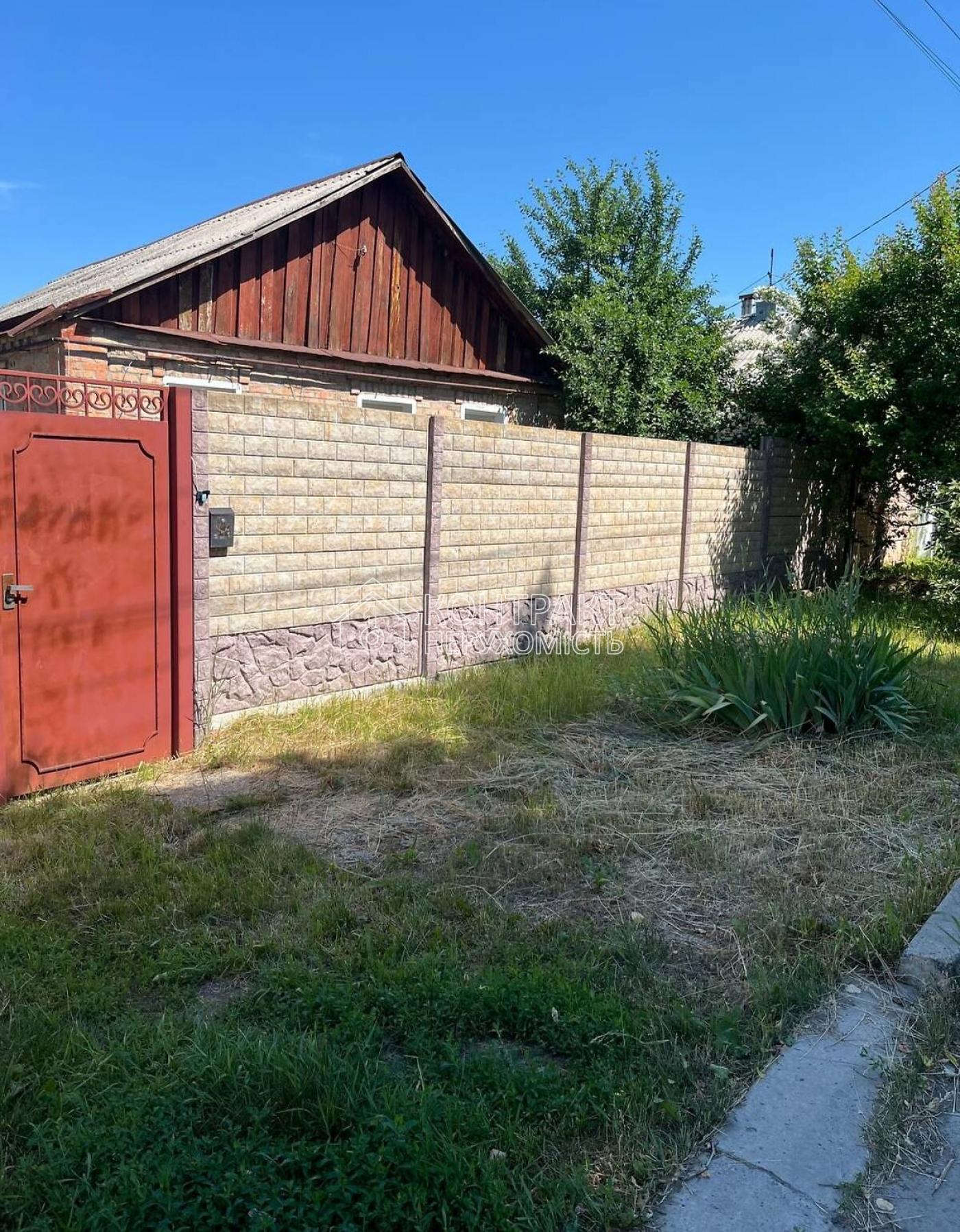 Продаж 1 поверхового будинку 50 кв. м, 3 кімнати, на вул. Аральська 49
