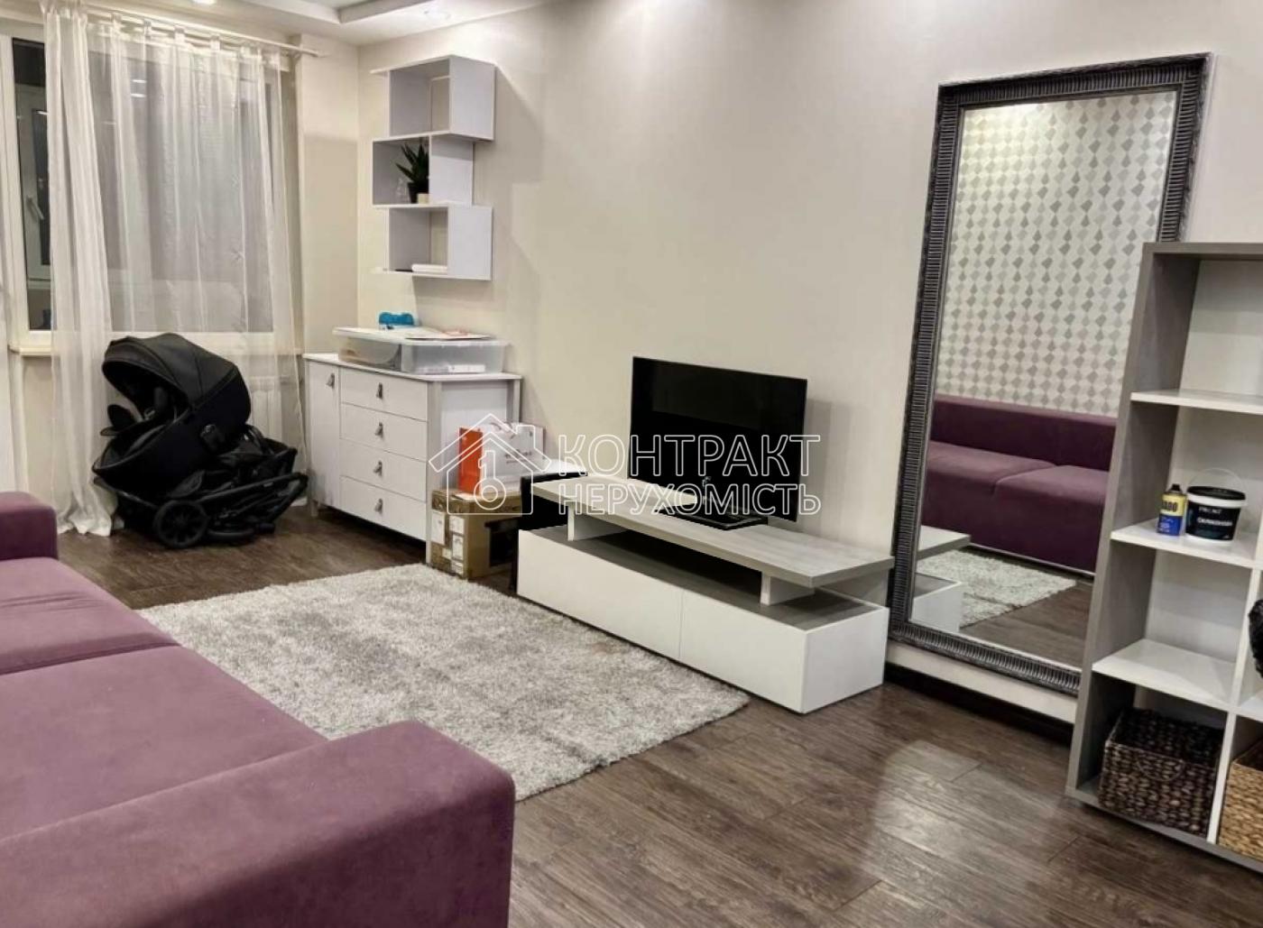 Продам 2 кімн. квартиру на вул. Нескорених, 20Б