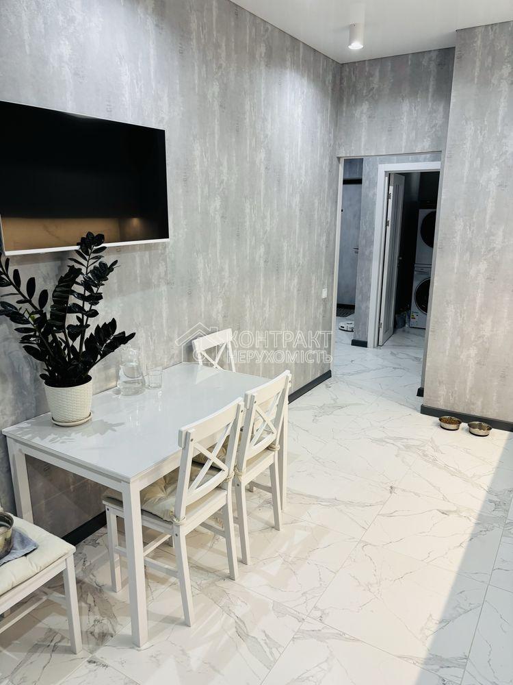 Продаж 2 к. квартири ЖК Кристал Левада