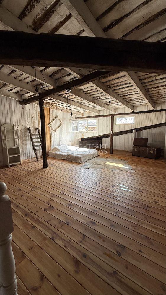 Здам дворівневу квартиру Центр