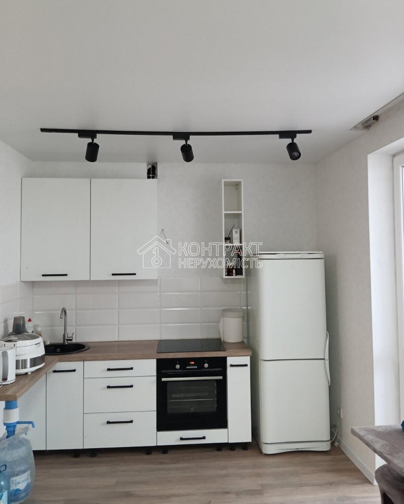 Продаж 1к квартири 32.8 кв. м на вул. Академіка Барабашова 10Б