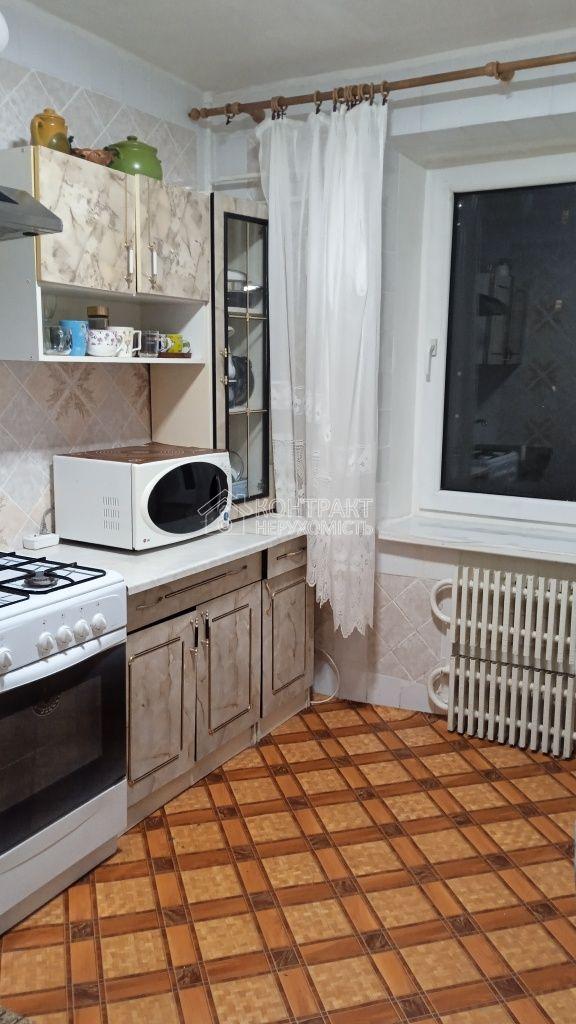 Продається 2К квартира Пісочин