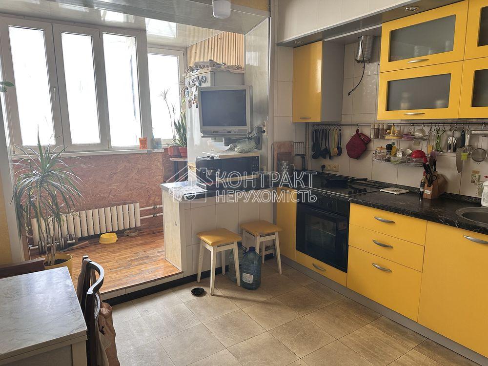 Продаж 4 к. квартири Олексіівка