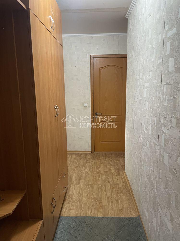Продається 1 комн (улучшенка) м. Наукова 2 балкона