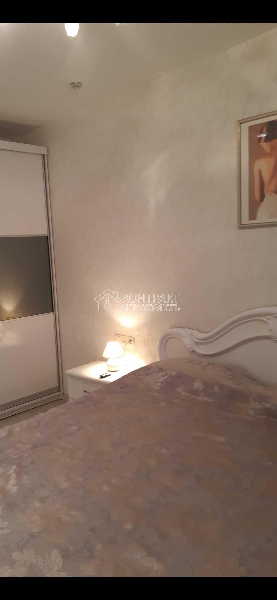 Здається 2 кімнатна квартира.пр.Гагаріна