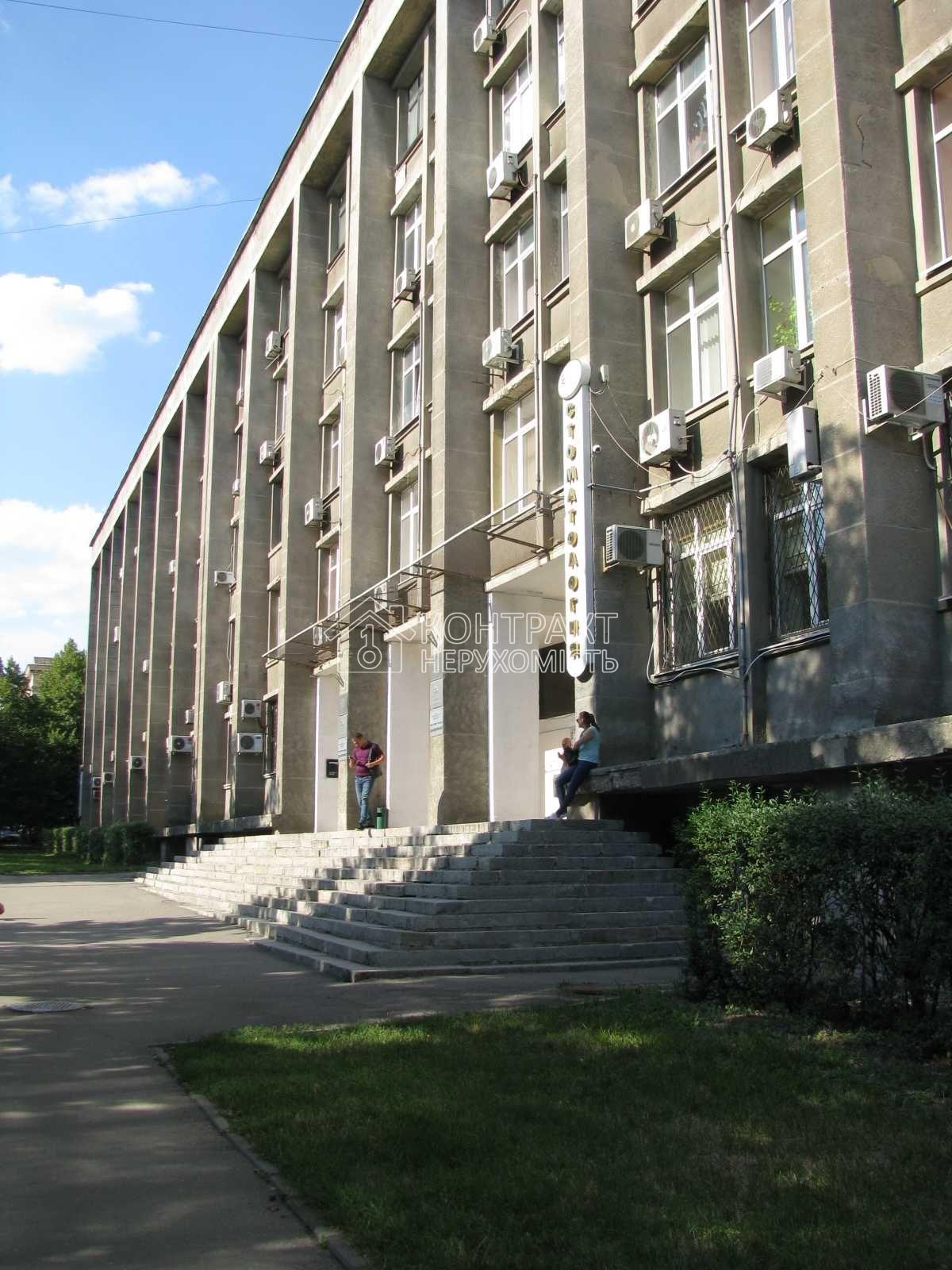 Здається приміщення 60 кв.м. під офіс, магазин, склад