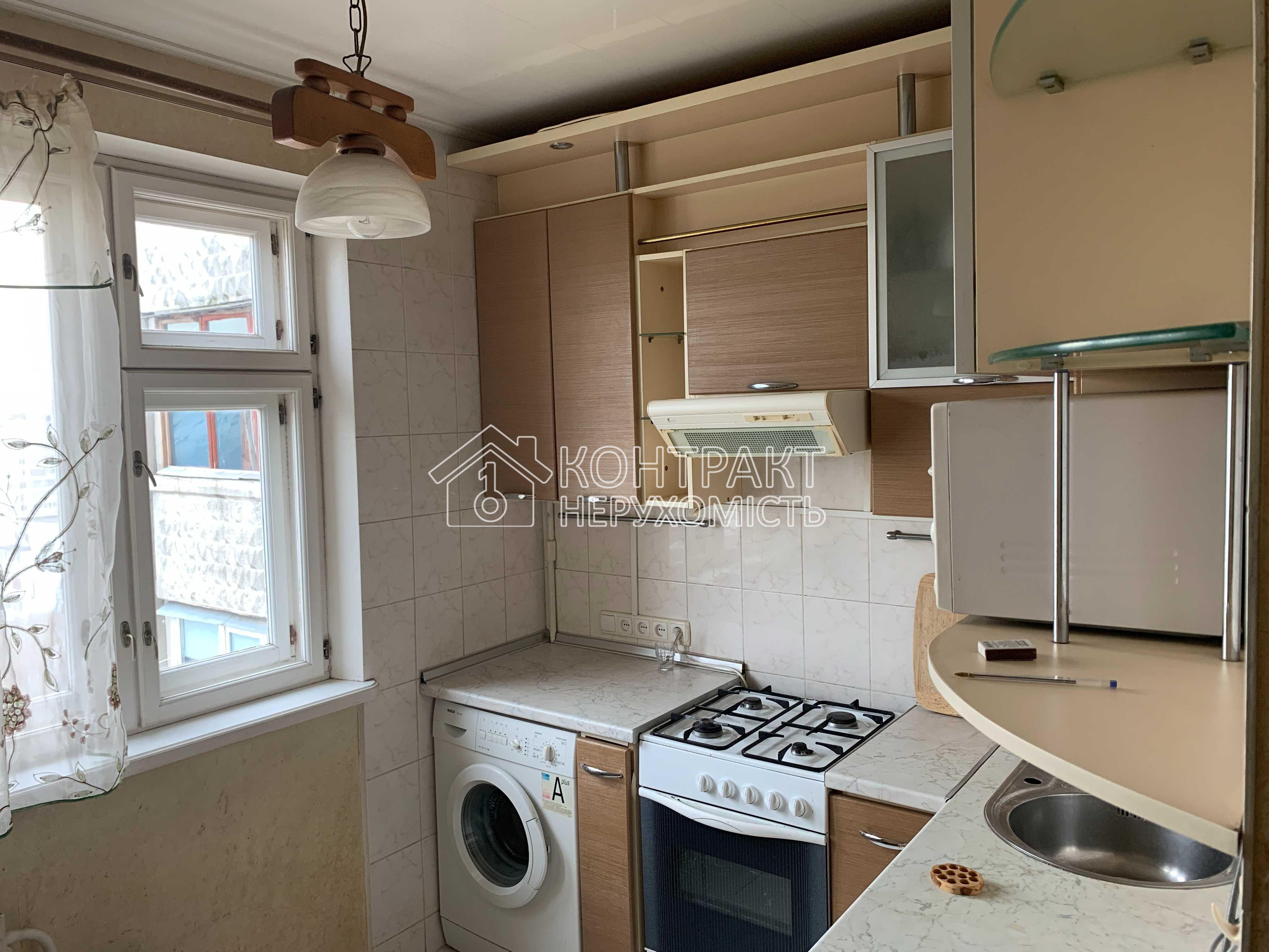 Продам 4к кв у м Студенческая (Салтовская), 3 спальні.