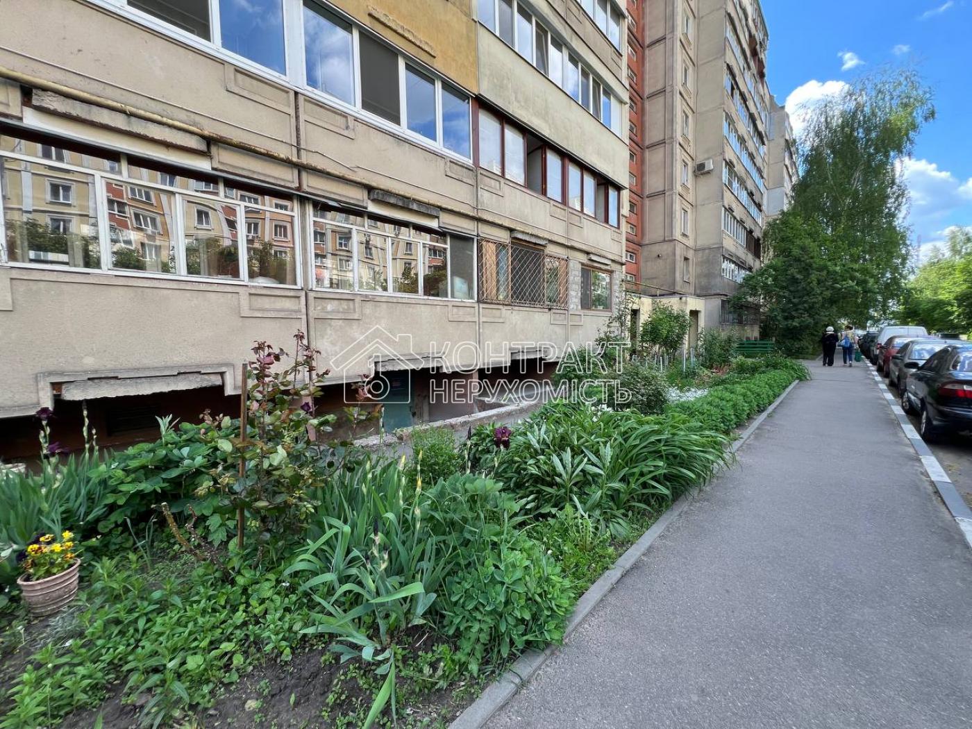 Продам нежитлове приміщення 293м2 Песочин