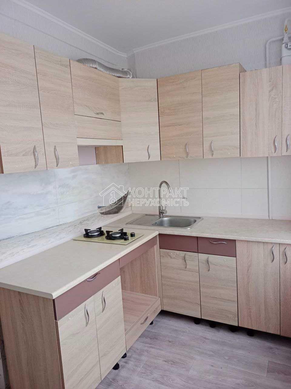 Продам 2кімн квартира біля метро Масельського