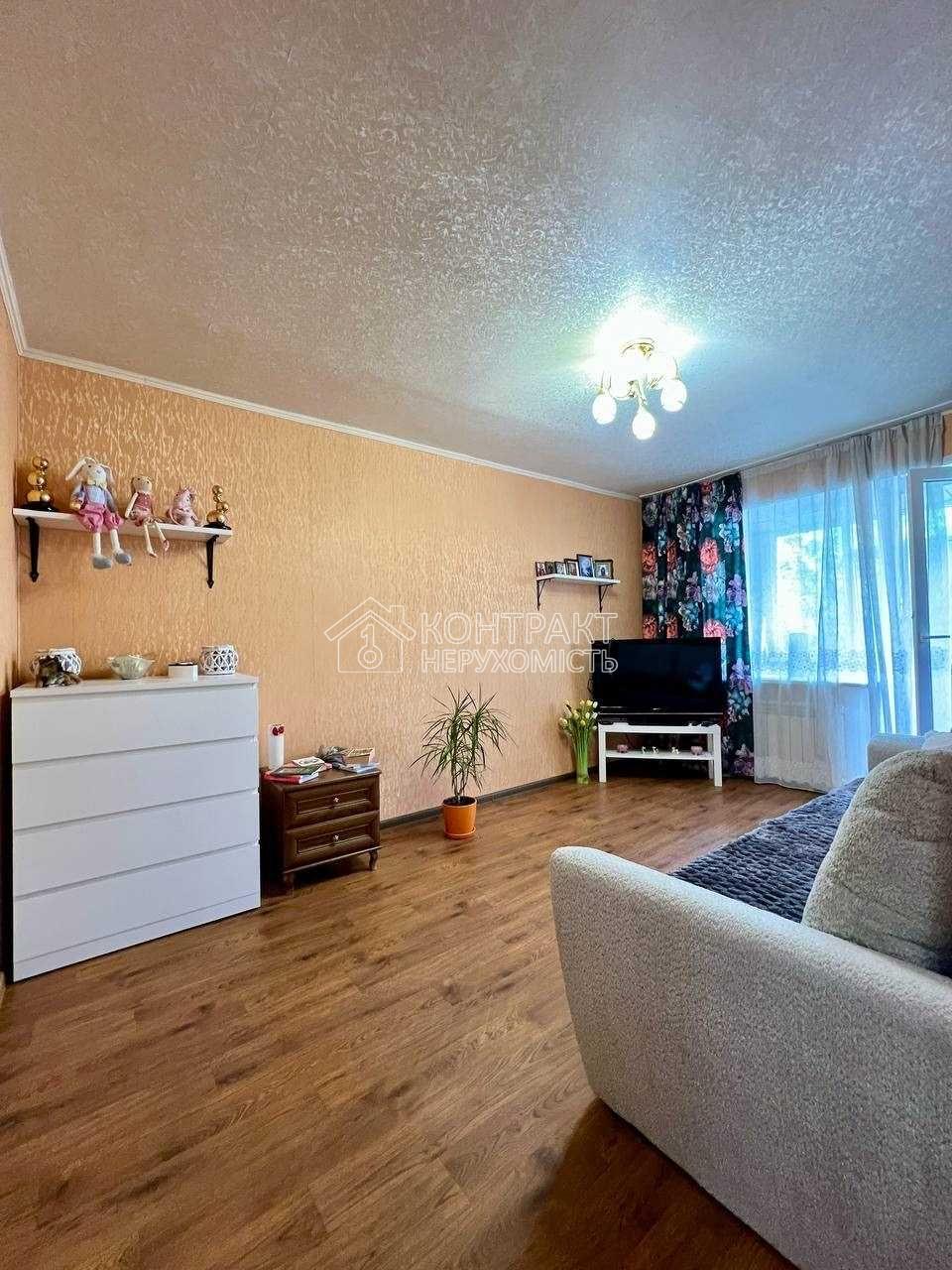 Продаж 2к- квартири Павлово Поле єВідновлення