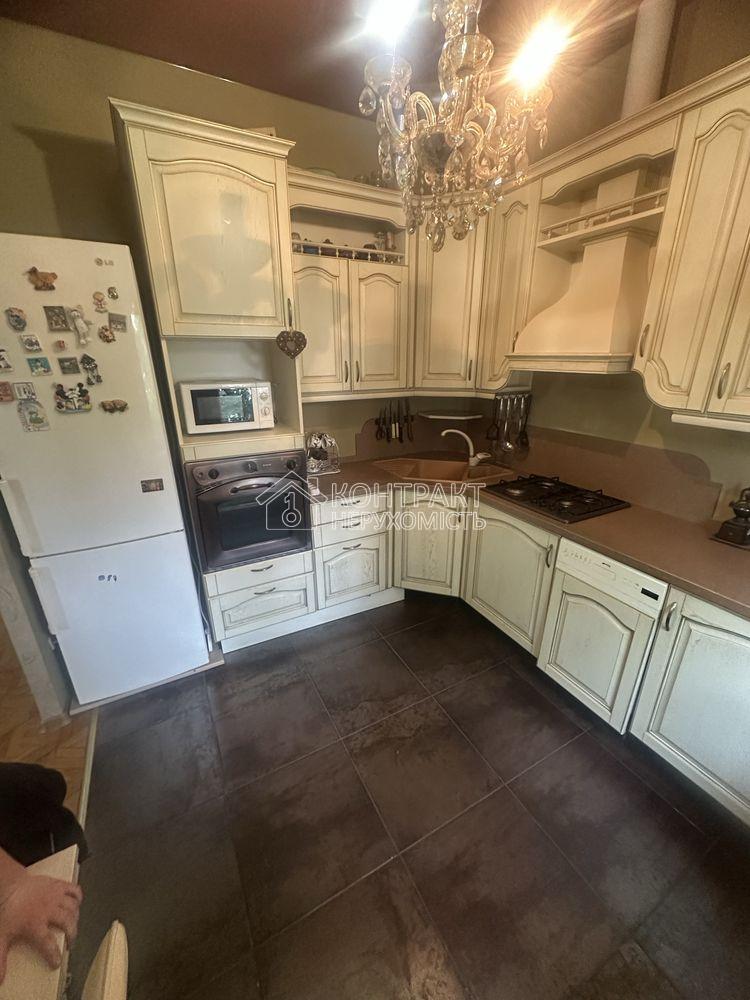 Продам 3комн Костомаровская 14 центр