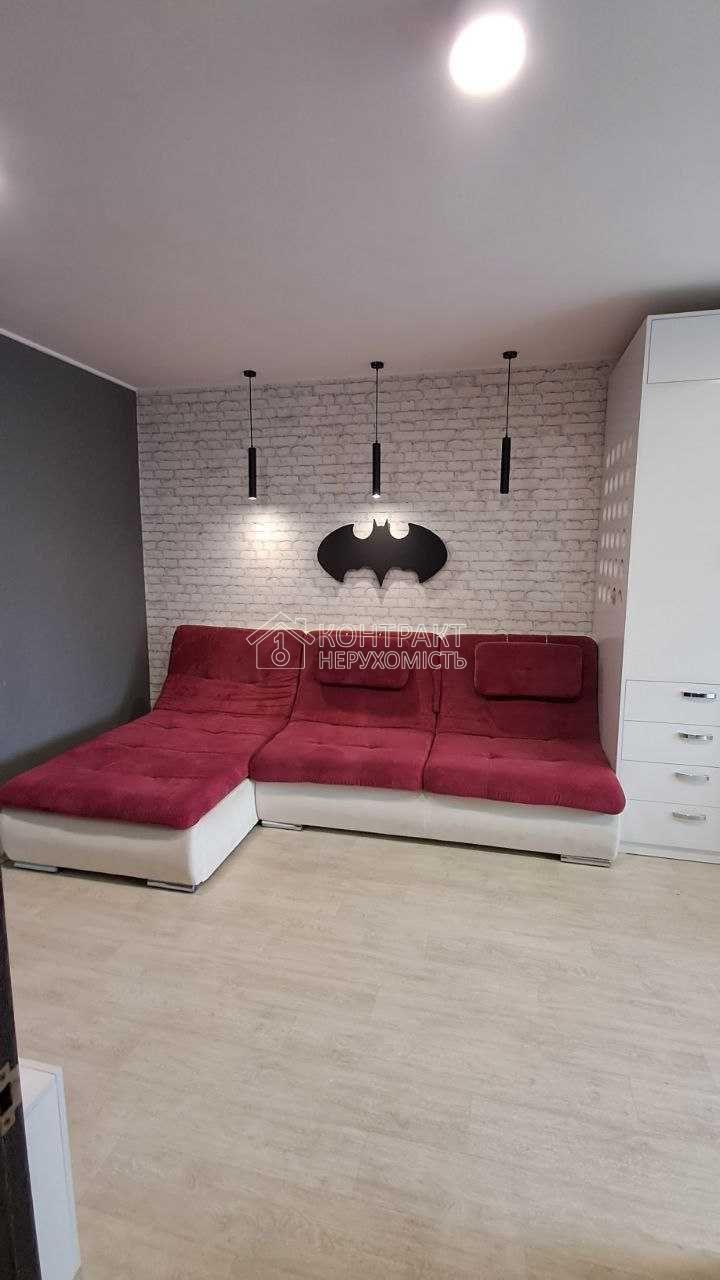 2 к. квартира в тихому і затишному районі Пісочина