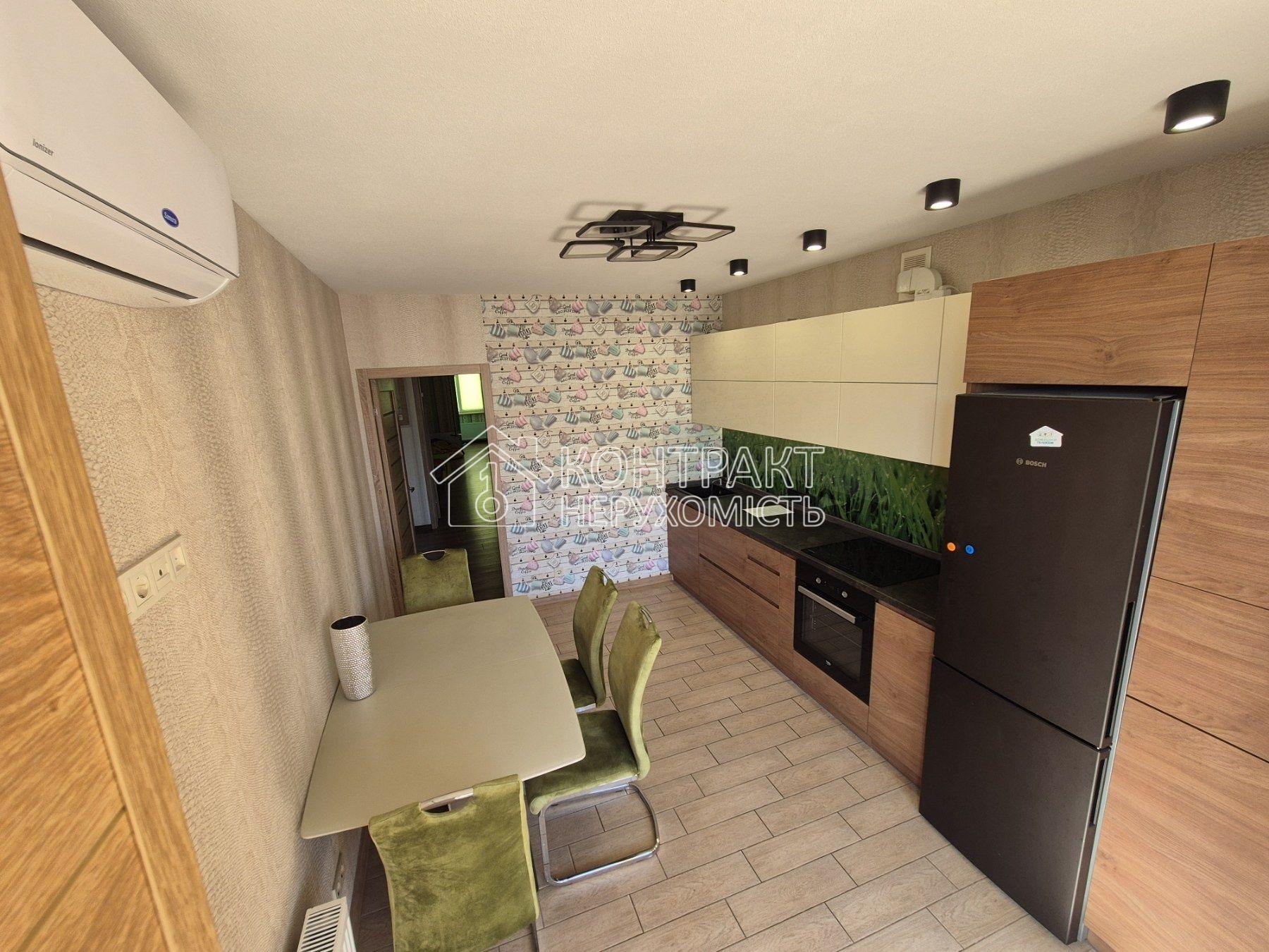 СВОЯ аренда квартиры 78 м2 новострой р-н Сосновая горка