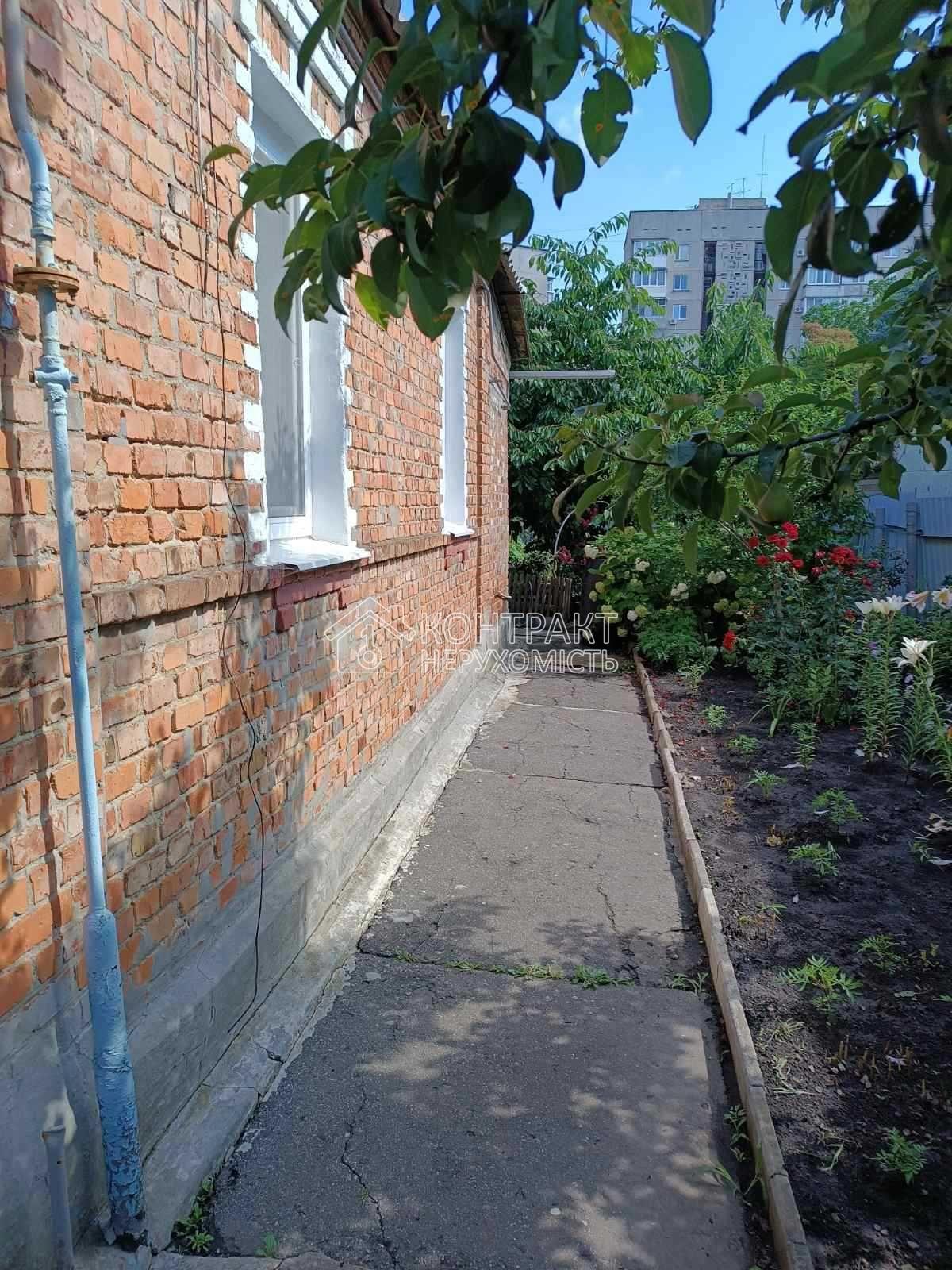 Оренда частини будинку індустріальний район