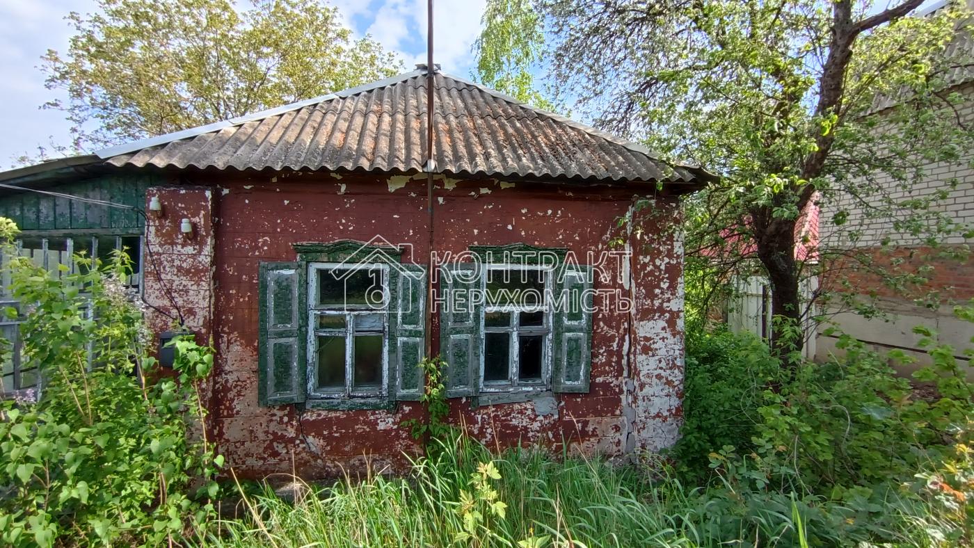 Продається земельна ділянка у Коротичі під забудову