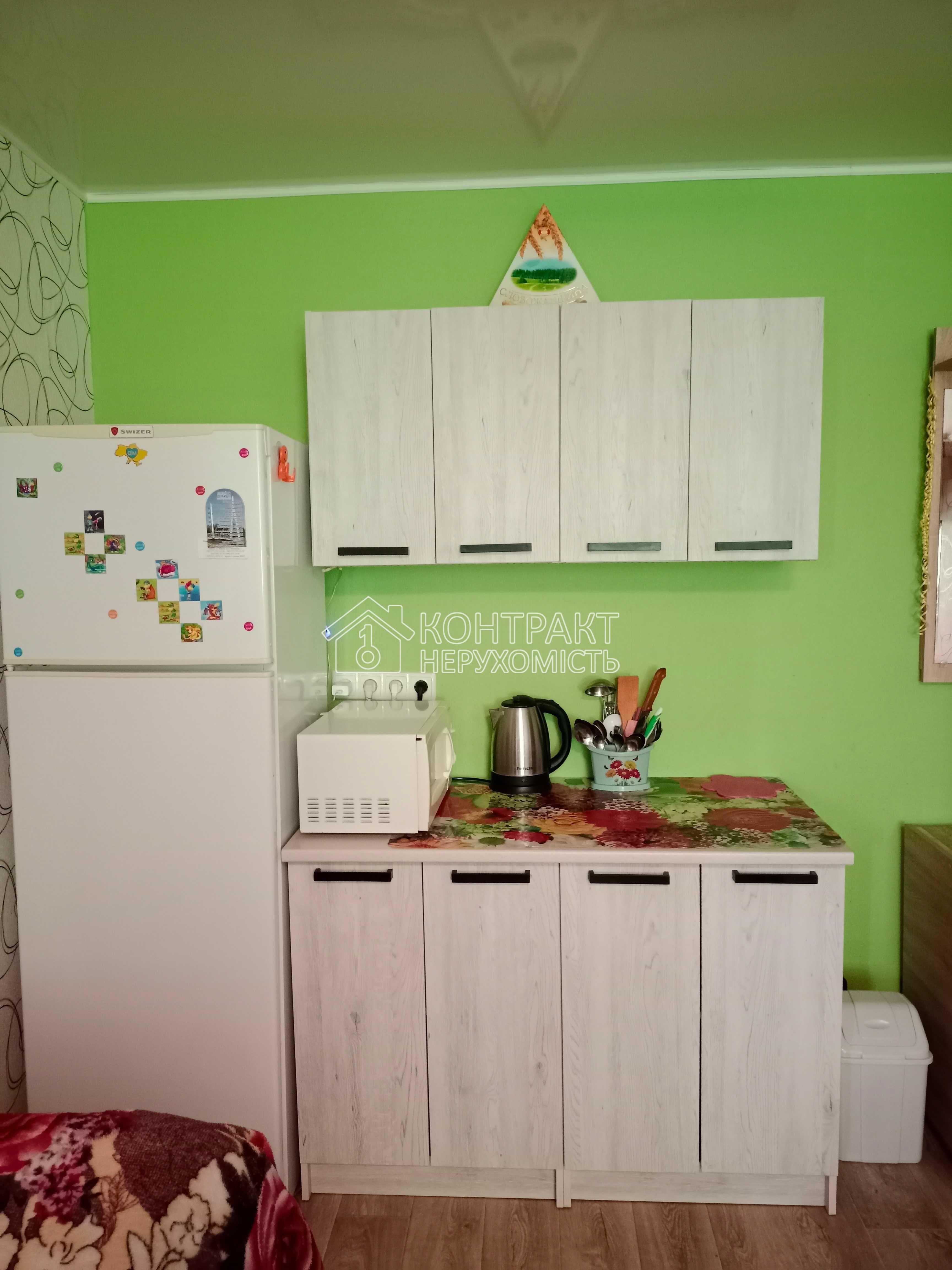 Здається кімната в гуртожитку метро Заводська