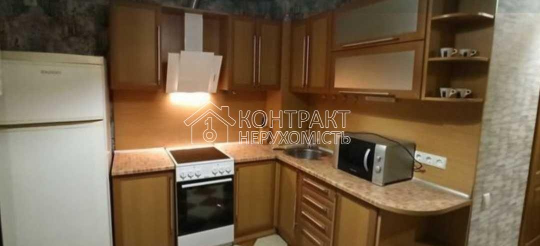 Продам 1 комн. кв. Леся Сердюка м. Героев Труда.