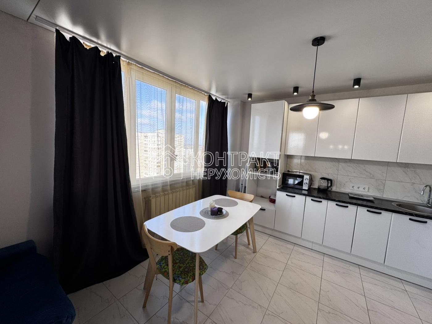 Здам в оренду простору кв. студію Перемога/Олексіївка 5 хв. від метро