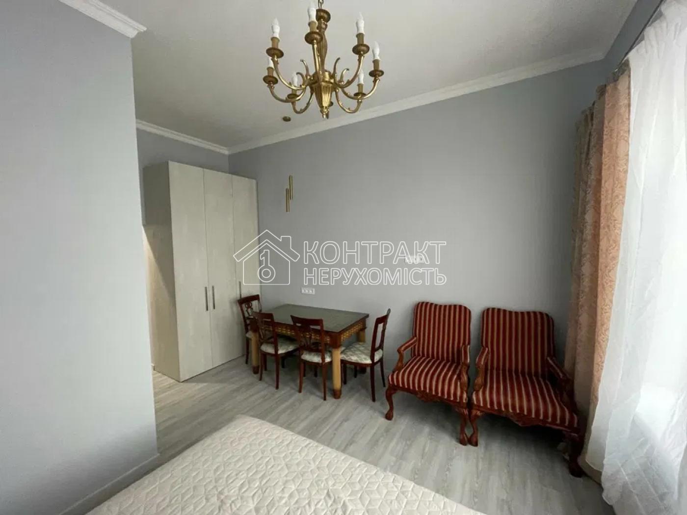 Здається 1-к. квартира в центрі біля площі Поезії