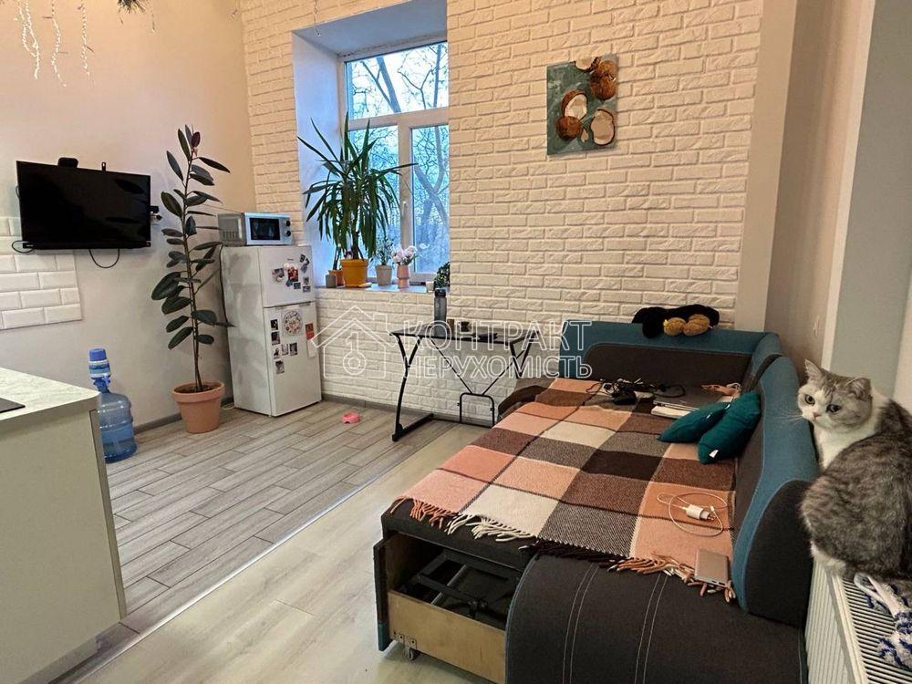 Продається 1к квартири двухрівнева