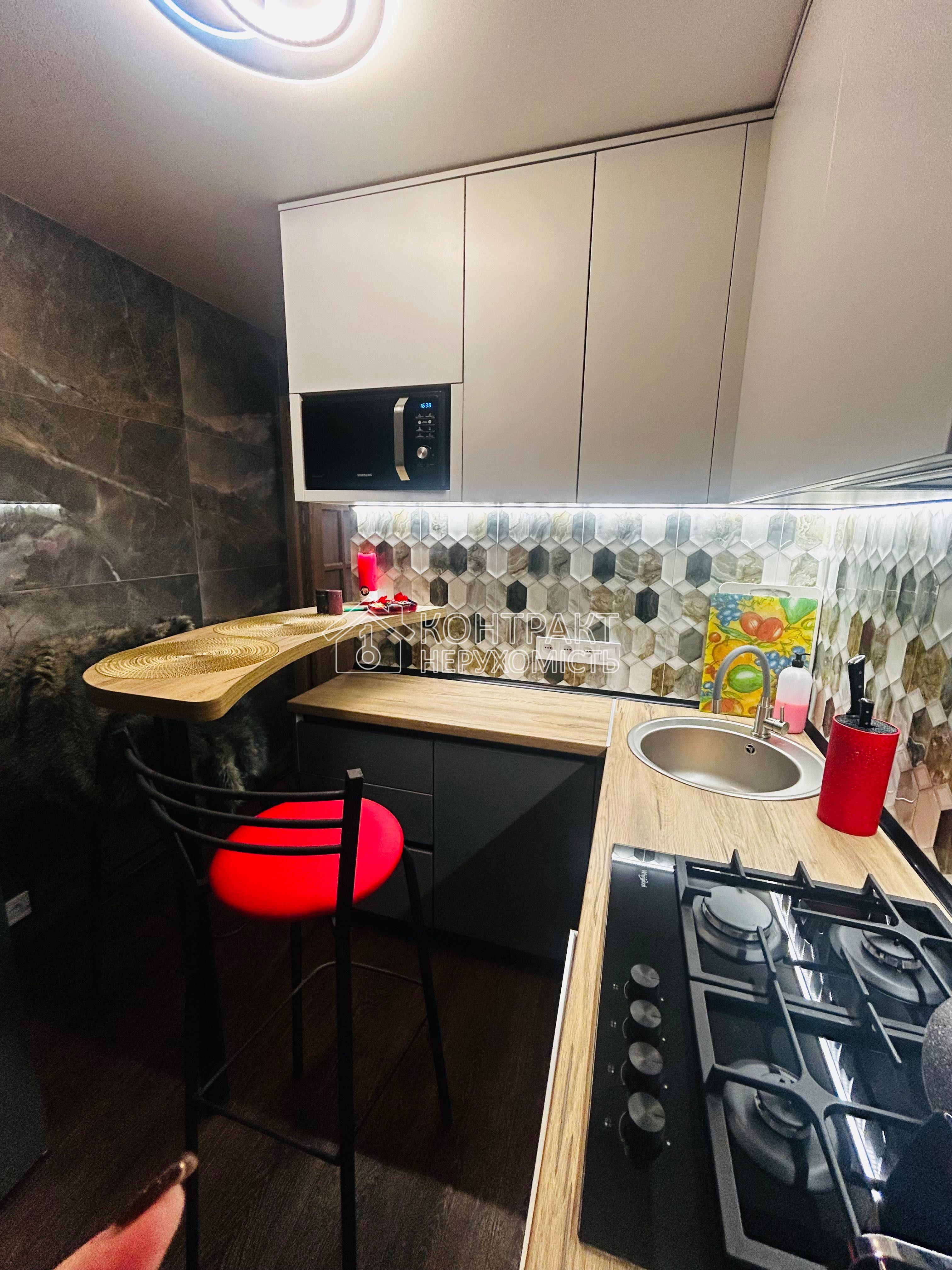 Здається 3х к квартира на Холодній Горі