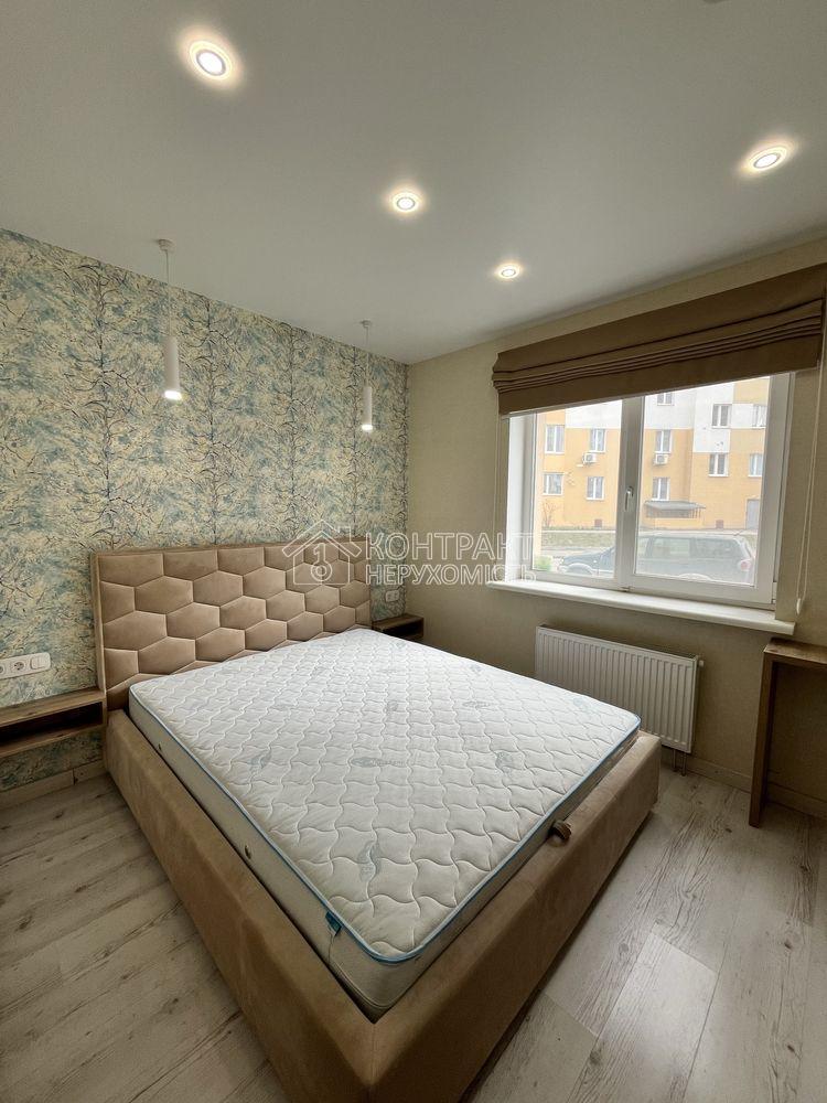 Продам трехкомнатную квартиру ЖК Радужный