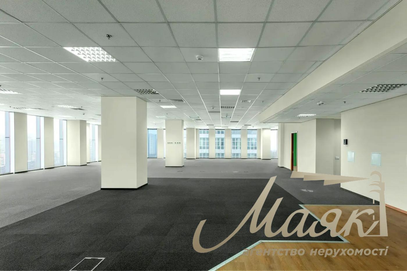 Оренда офісу 470м2 у БЦ вул.Амосова 12, Солом'янський район.