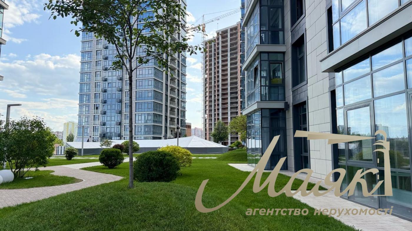 Оренда фасадного комерційного приміщення ЖК Новопечерські Липки