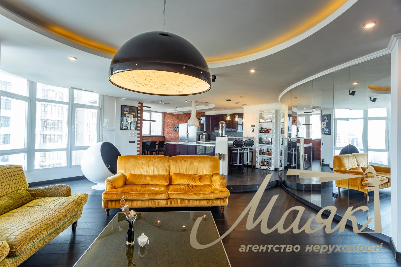 Rent 180m2 view apartment in LCD Novopecherskie Lipki, Andriy Verkhoglyada/Dragomirov Street 5, Pechersk, Kyiv