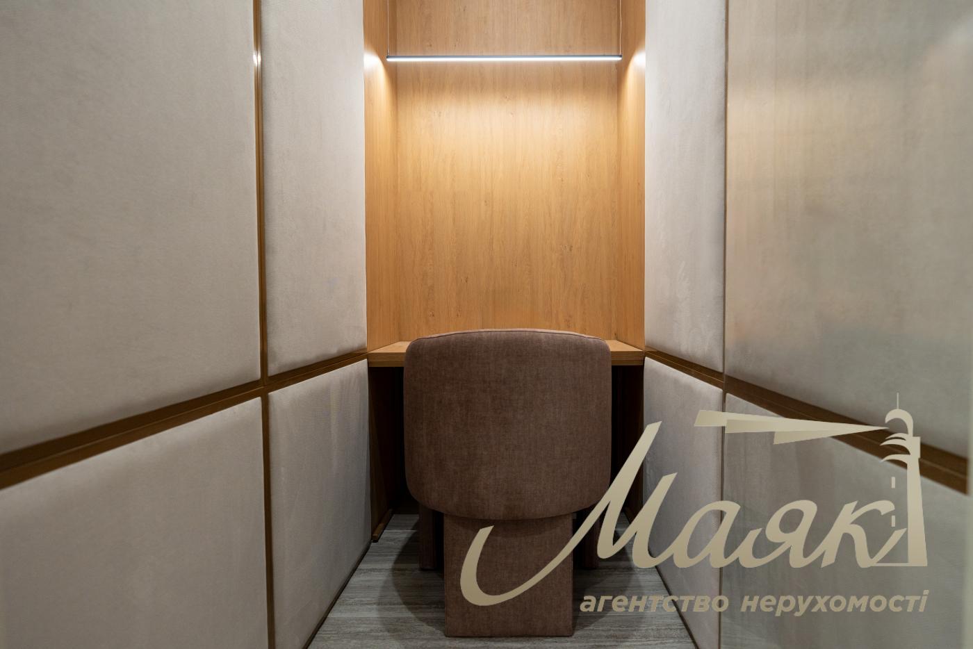 Оренда офісу в Центрі, вул. Антоновича