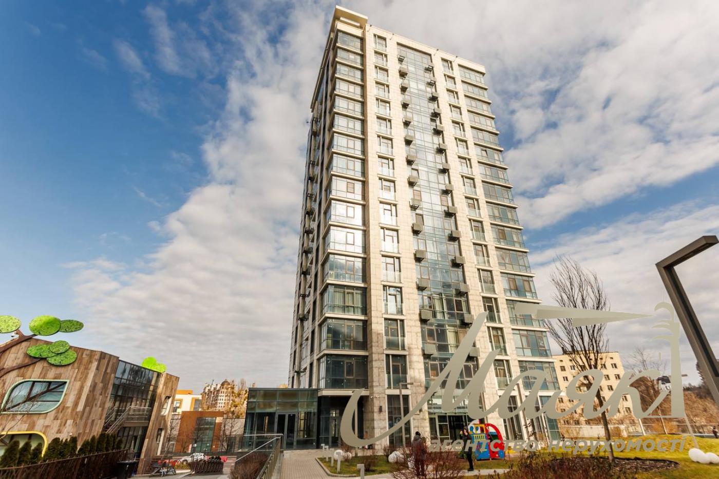 Продаж 2-кімнатної квартири з ремонтом площею 55 м² у ЖК «Новопечерські Липки», Печерськ, вулиця Драгомирова/Верхогляда, 19Б