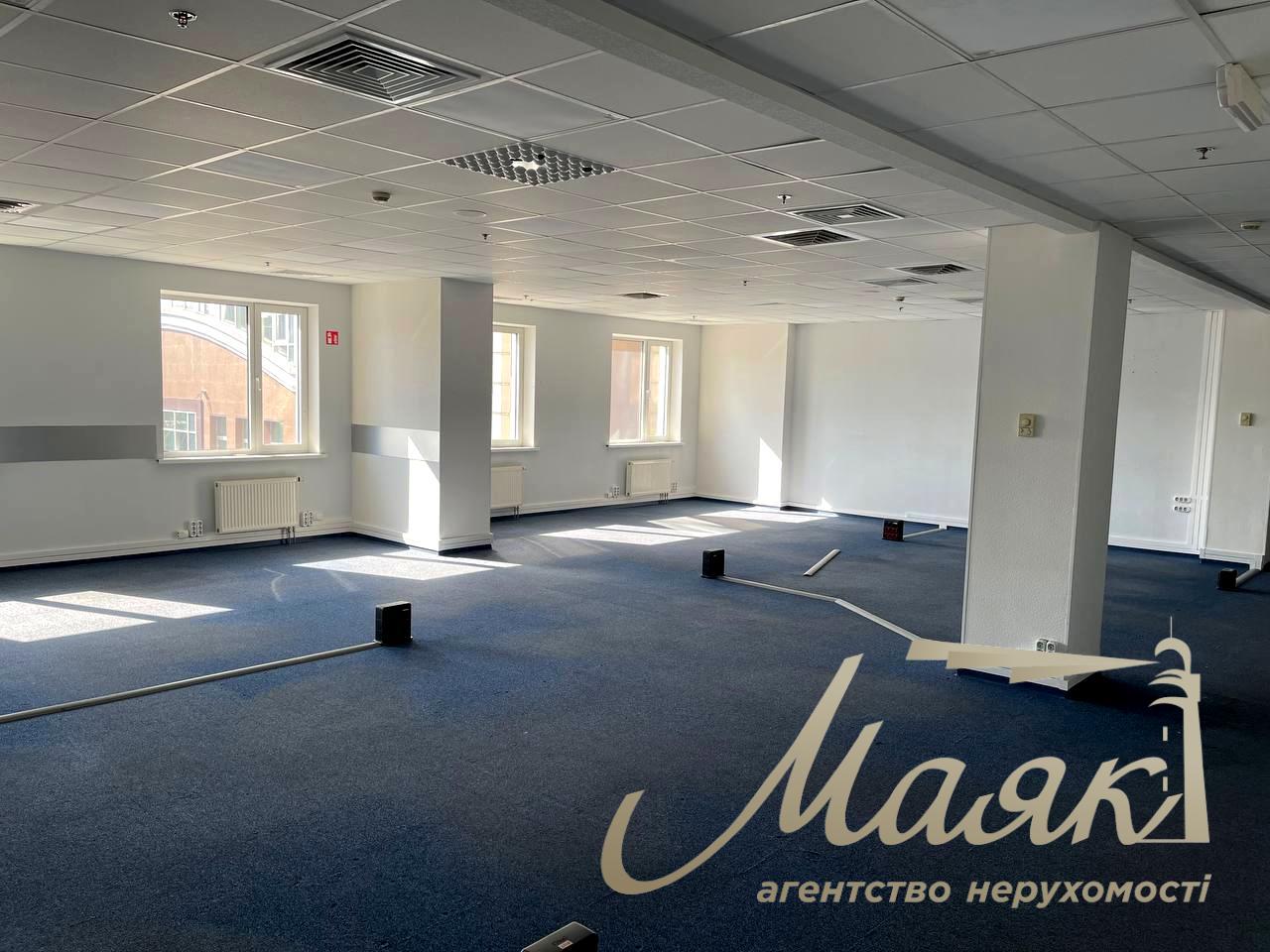 Оренда офісу площею 1500 м² у бізнес-центрі на вул. Фізкультури, 28, Олімпійська