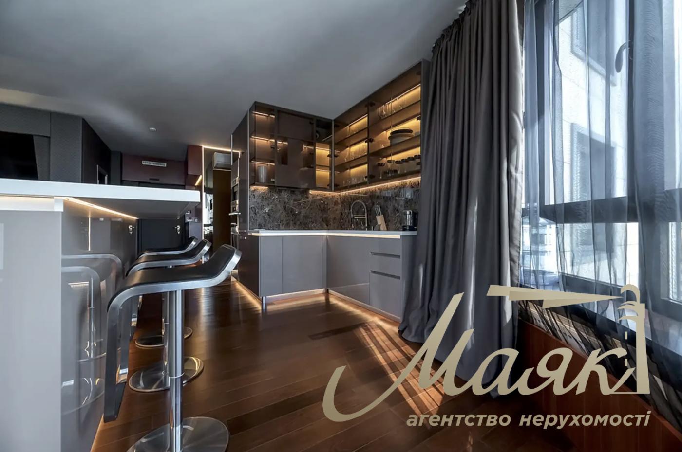 Продаж 3-кімнатної квартири площею 91,2 м² у ЖК «Park Avenue VIP»