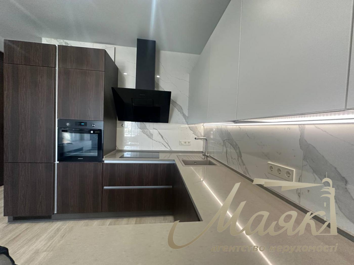 Оренда 2-кімнатної квартири площею 63 м² у ЖК «Atlantic Residences», вул. Антоновича, 118, станція метро «Палац України».