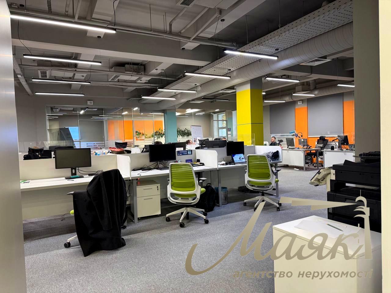 Office for rent in BC Europassage 372 sq.m. on Semy Prakhovych str. (Gaidara), 58/10