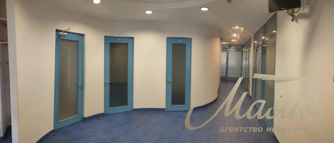 Оренда офісу площею 220 м² у ЖК «Царський», вул. Старонаводницька, Верхній Печерськ