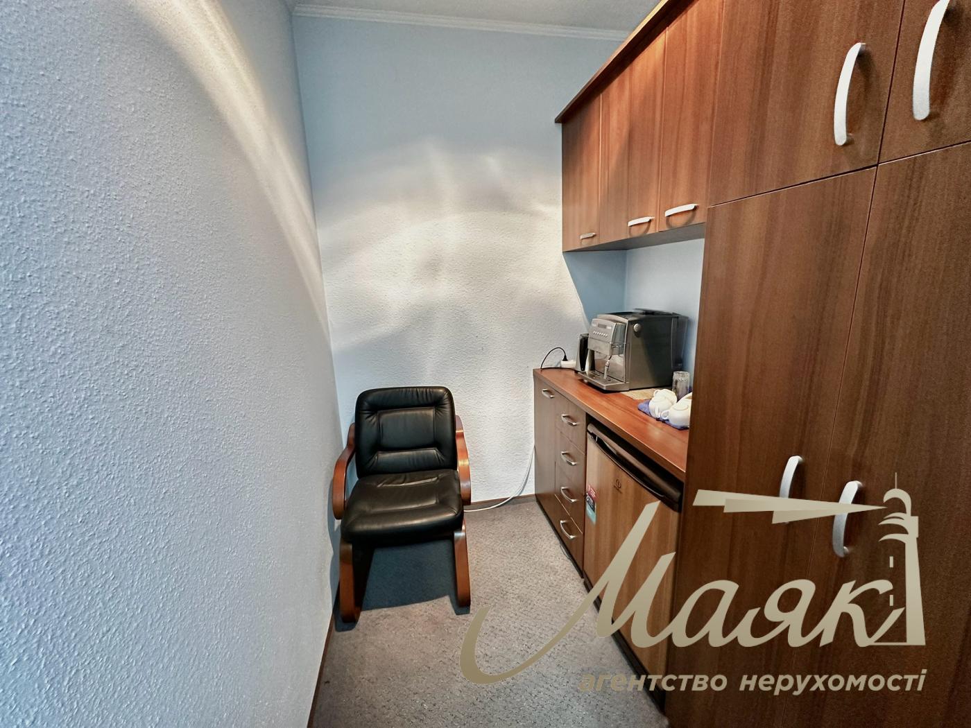 Оренда ОСЗ 600м2 вул.Бойчука 17, Печерськ