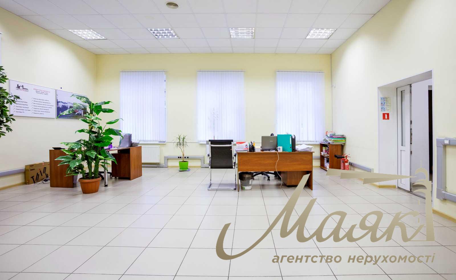 Оренда офісу площею 238 м² на вул. В'ячеслава Черновола, 25, Шевченківський