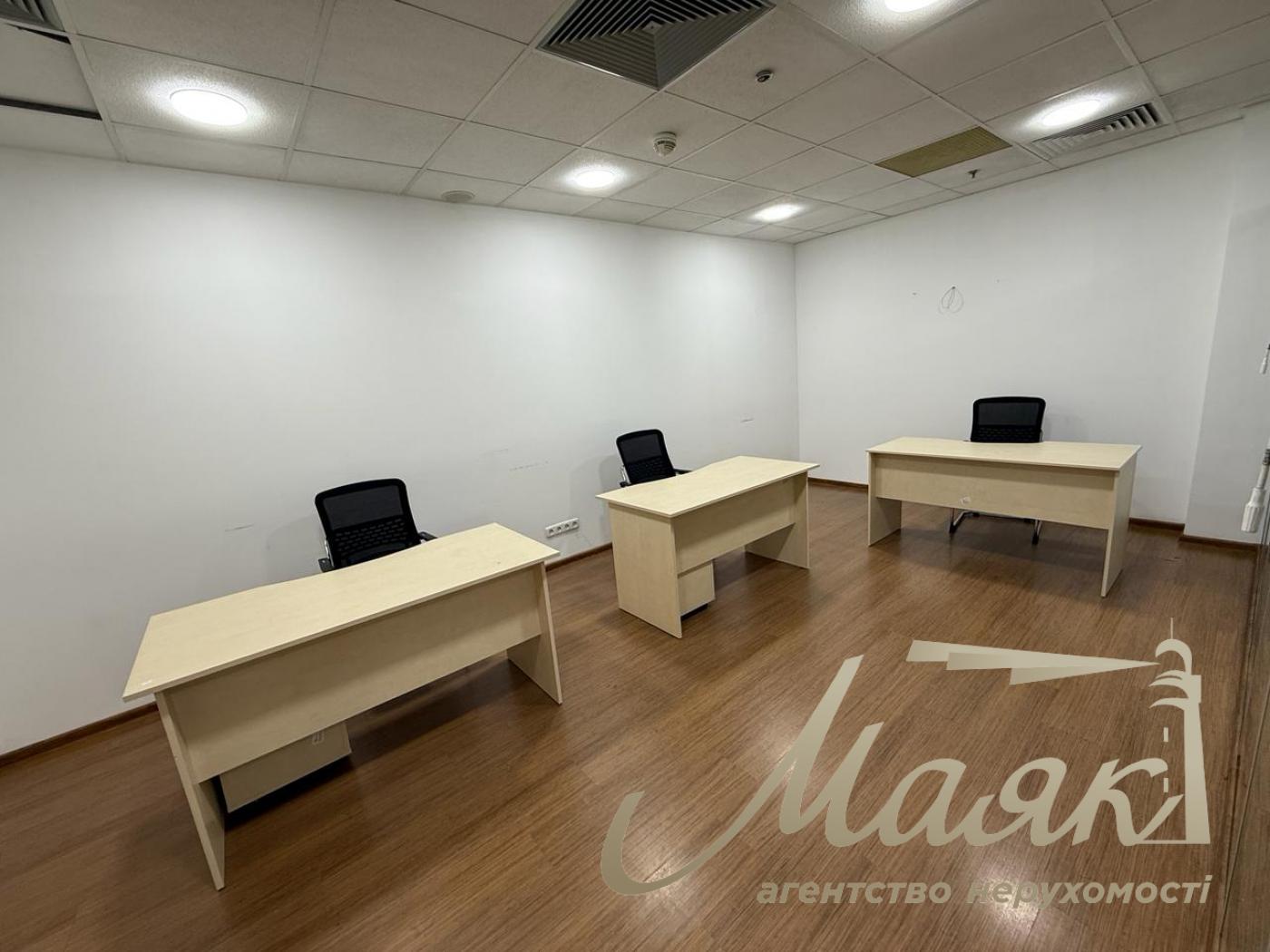 Аренда офиса 223 м²  ул. Большая Васильковская, Киев