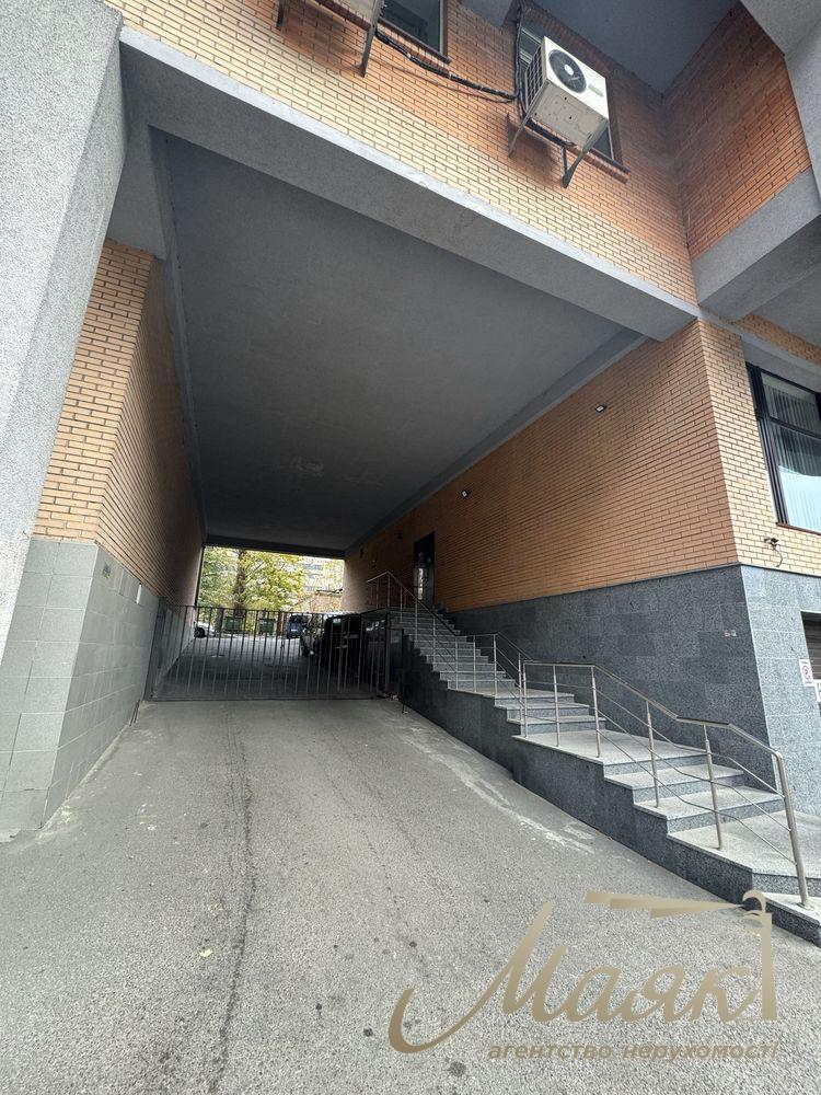 Оренда офісу 130м2 по вул.Дмитрівська, Шевченківський район.