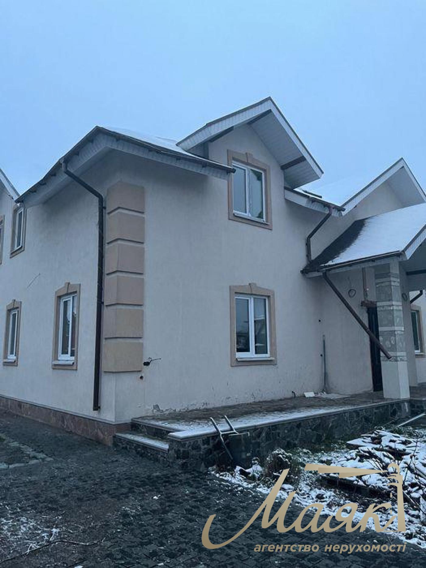Оренда 2х-поверхового будинку (280м2) с. Крушинка