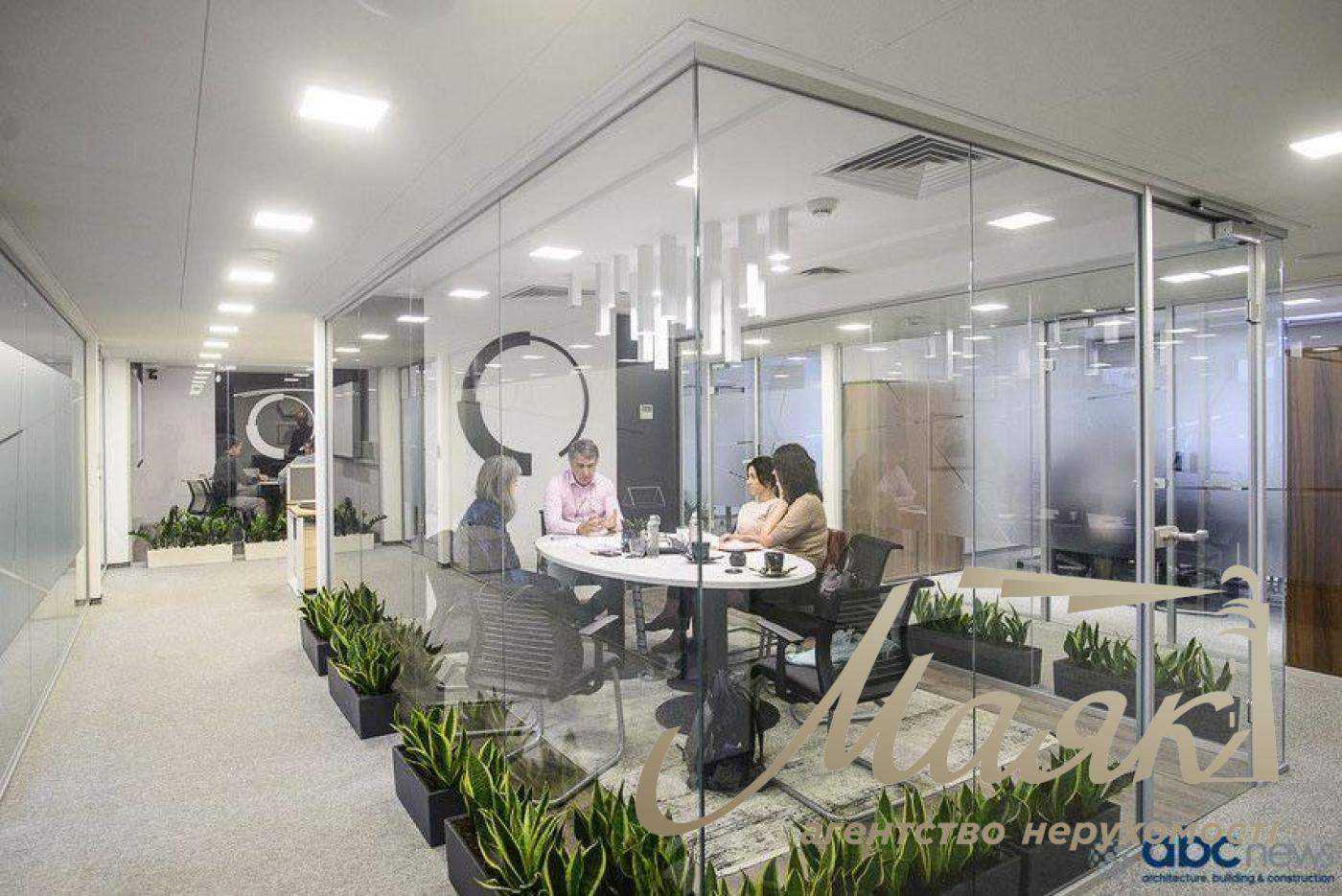 Оренда офісу 860 м.кв. пл.Спортивна, Печерськ