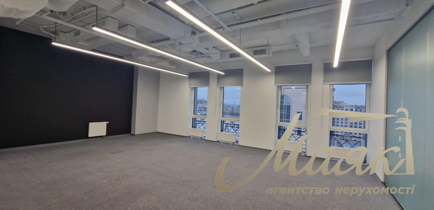 Rent Office 960 m2 in BC "Astarta", Naberezhno-Kreschatitskaya street, Podol.