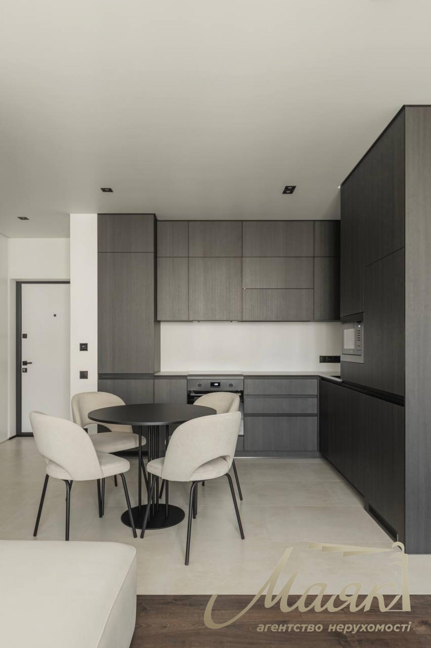 Rent 1-bedroom apartment in Fine Town Residential Complex, Salutnaya Street 2